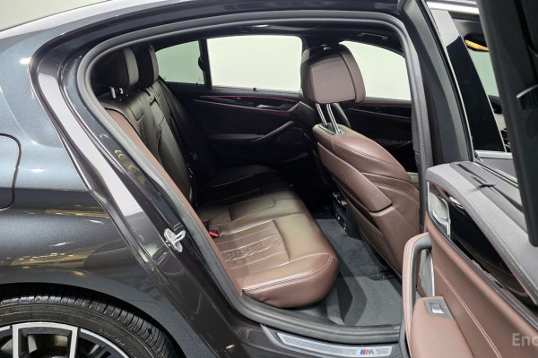 2022 BMW 5 серии с пробегом 23 398 км