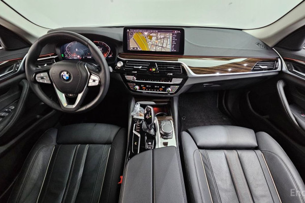 2022 BMW 5 серии с пробегом 53 019 км
