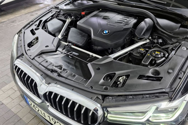 2022 BMW 5 серии с пробегом 52 503 км