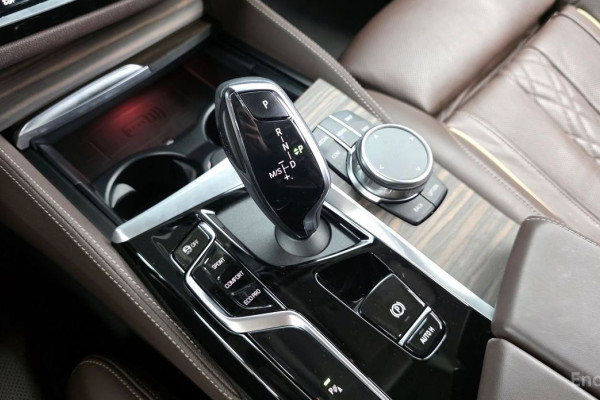 2022 BMW 5 серии с пробегом 52 503 км