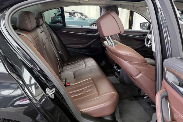 2022 BMW 5 серии с пробегом 52 503 км