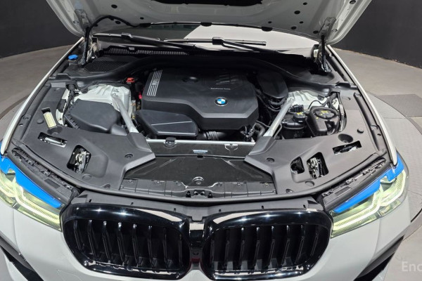 2022 BMW 5 серии с пробегом 37 943 км