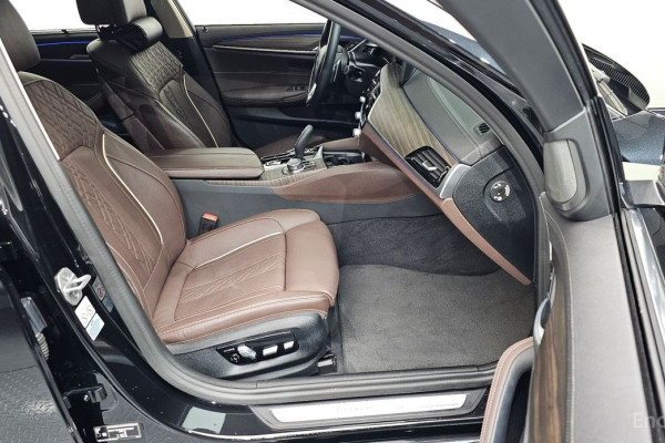 2022 BMW 5 серии с пробегом 39 073 км