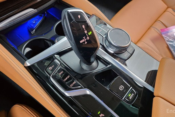 2022 BMW 5 серии с пробегом 31 904 км