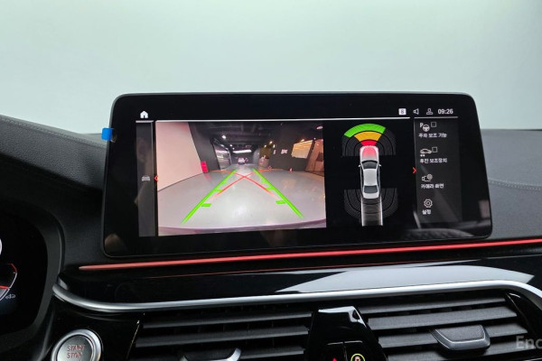 2022 BMW 5 серии с пробегом 23 398 км