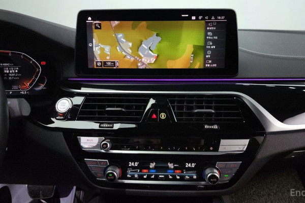 2022 BMW 5 серии с пробегом 46 842 км