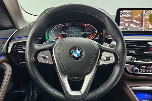 2022 BMW 5 серии с пробегом 39 073 км