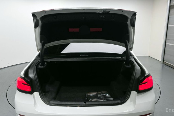 2022 BMW 5 серии с пробегом 26 468 км