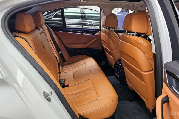 2022 BMW 5 серии с пробегом 31 904 км