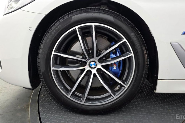 2022 BMW 5 серии с пробегом 16 695 км