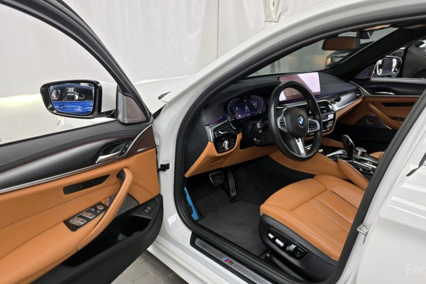 2022 BMW 5 серии с пробегом 53 257 км