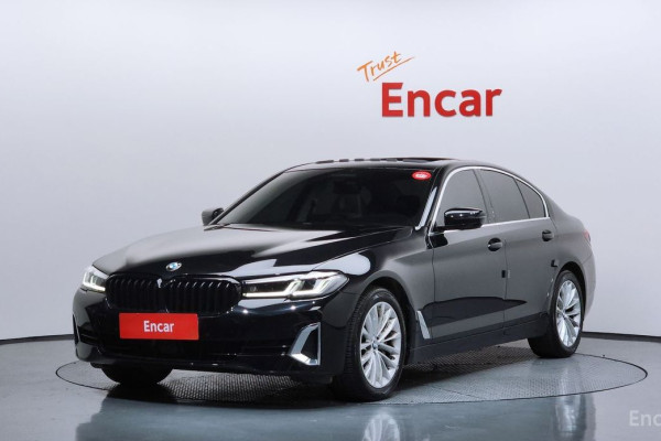 2022 BMW 5 серии с пробегом 52 679 км