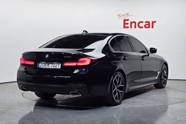 2022 BMW 5 серии с пробегом 20 771 км