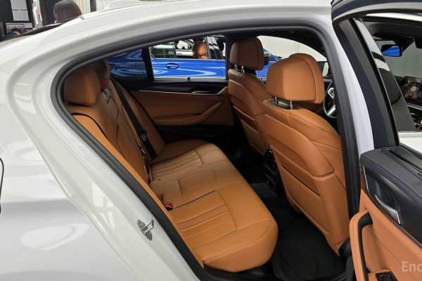 2022 BMW 5 серии с пробегом 53 257 км