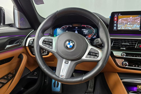 2022 BMW 5 серии с пробегом 53 257 км