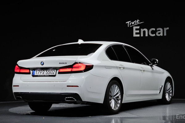 2022 BMW 5 серии с пробегом 40 202 км