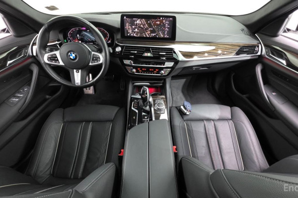 2022 BMW 5 серии с пробегом 16 695 км