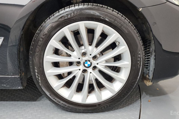 2022 BMW 5 серии с пробегом 52 679 км