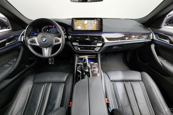 2022 BMW 5 серии с пробегом 64 563 км