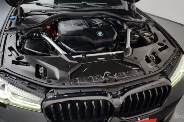 2022 BMW 5 серии с пробегом 52 679 км