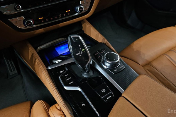 2022 BMW 5 серии с пробегом 31 866 км