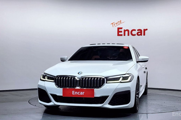 2022 BMW 5 серии с пробегом 52 996 км