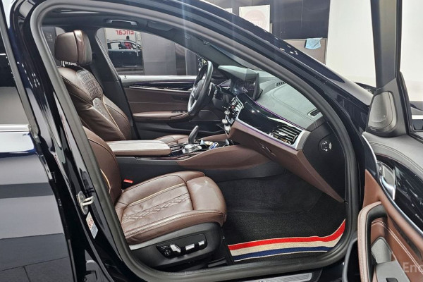 2022 BMW 5 серии с пробегом 20 771 км