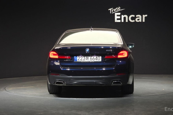 2022 BMW 5 серии с пробегом 61 333 км