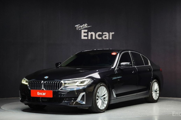 2022 BMW 5 серии с пробегом 28 986 км