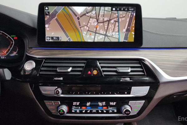 2022 BMW 5 серии с пробегом 52 679 км