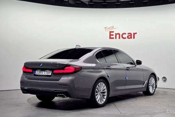 2022 BMW 5 серии с пробегом 36 909 км