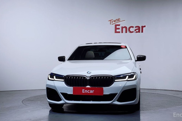 2022 BMW 5 серии с пробегом 38 071 км