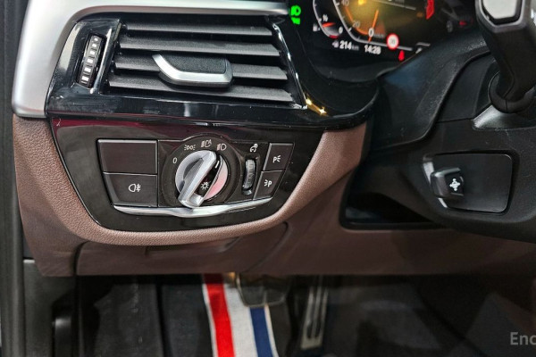 2022 BMW 5 серии с пробегом 20 771 км