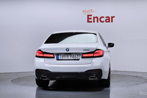 2022 BMW 5 серии с пробегом 23 423 км