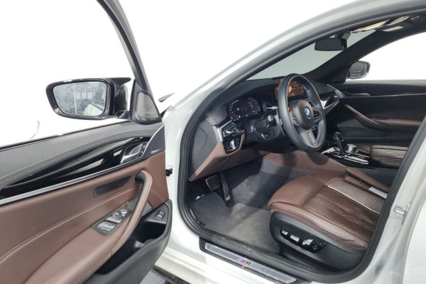 2022 BMW 5 серии с пробегом 73 606 км