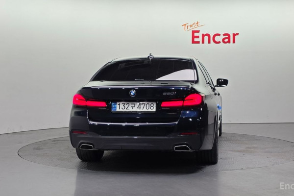 2022 BMW 5 серии с пробегом 21 164 км