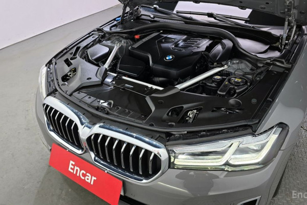 2022 BMW 5 серии с пробегом 36 909 км