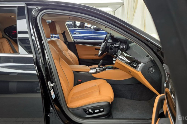 2022 BMW 5 серии с пробегом 28 986 км