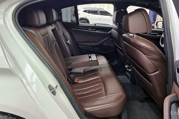 2022 BMW 5 серии с пробегом 82 737 км