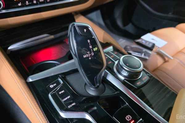 2022 BMW 5 серии с пробегом 21 164 км