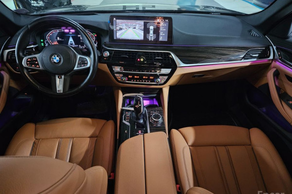2022 BMW 5 серии с пробегом 57 460 км