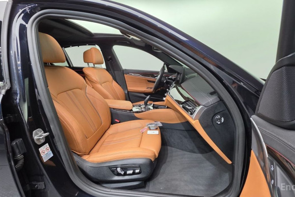 2022 BMW 5 серии с пробегом 21 164 км