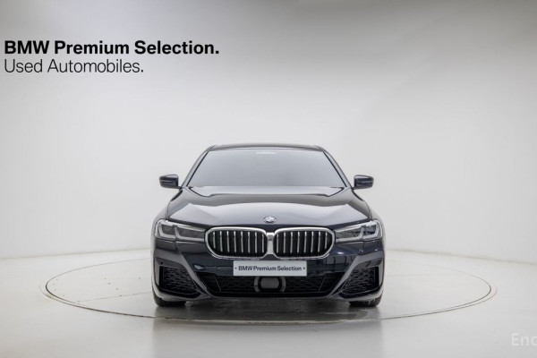 2022 BMW 5 серии с пробегом 25 455 км