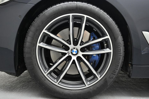 2022 BMW 5 серии с пробегом 37 562 км