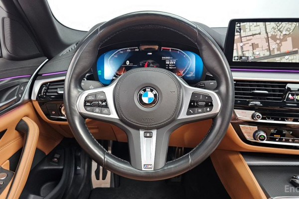 2022 BMW 5 серии с пробегом 23 423 км