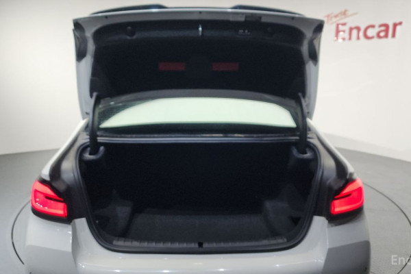 2022 BMW 5 серии с пробегом 73 606 км