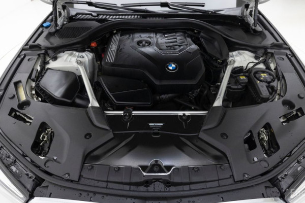 2022 BMW 5 серии с пробегом 67 200 км