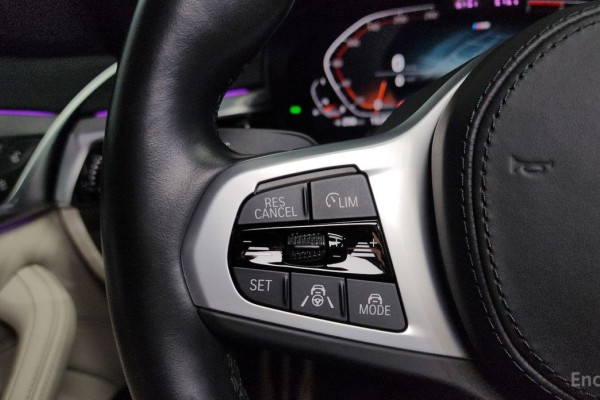 2022 BMW 5 серии с пробегом 38 071 км