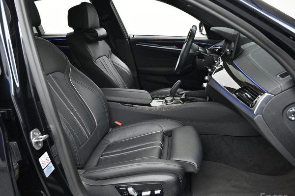 2022 BMW 5 серии с пробегом 37 562 км