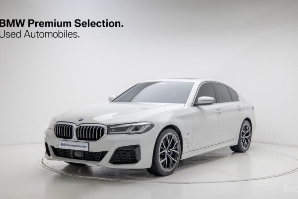 2022 BMW 5 серии с пробегом 67 200 км